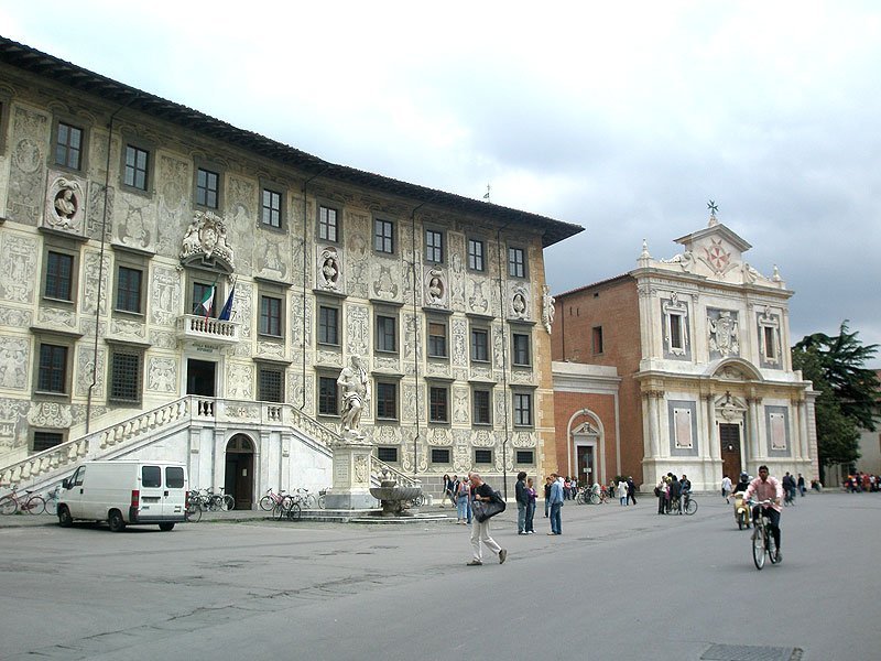 pisa-piazza-cavaglieri Livorno