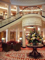 Queen Mary 2 Lobby