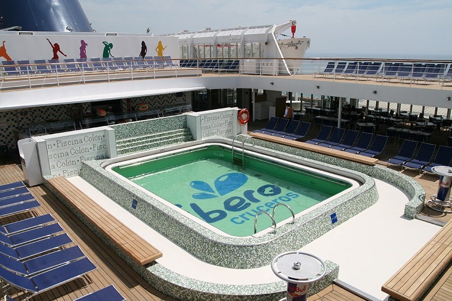 Grand Holiday Piscina