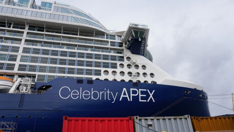 Celebrity Cruises presenta su segúndo barco de la icónica clase Edge, el Celebrity Apex