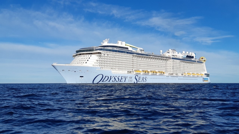El Odyssey of the Seas fondea en Mallorca con cinco positivos a bordo