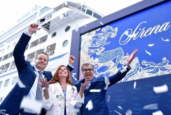 Oceania Cruises bautiza el Sirena en Barcelona