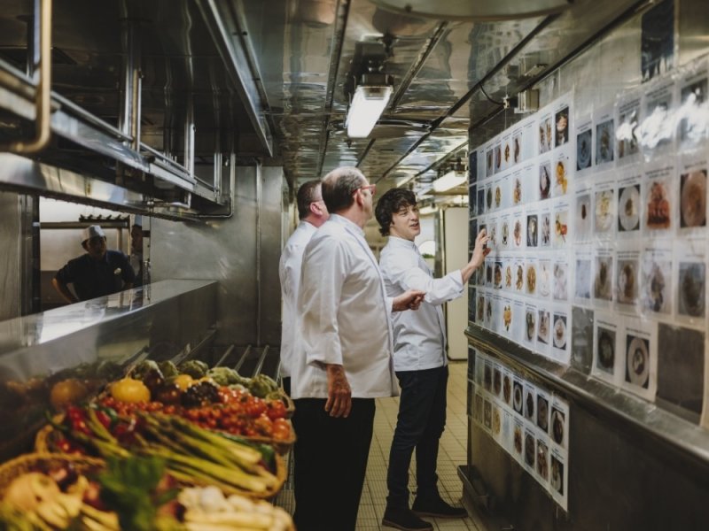Gastrolab, la innovadora plataforma gastronómica de Pullmantur Cruceros, se estrena con el nuevo menú de la noche de gala