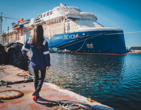La capitana Kate McCue tomará el timón del barco más nuevo y lujoso de Celebrity Cruises: Celebrity Beyond