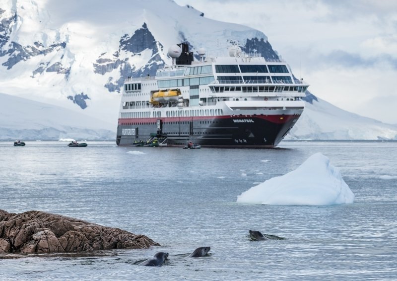 Hurtigruten presenta sus nuevas expediciones con guía de habla hispana para 2019/2020