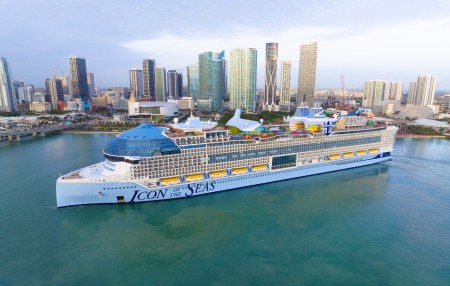 El Icon of the Seas ya está en Miami