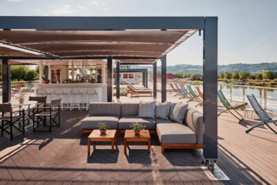 Riverside Mozart Deck Bar 0144