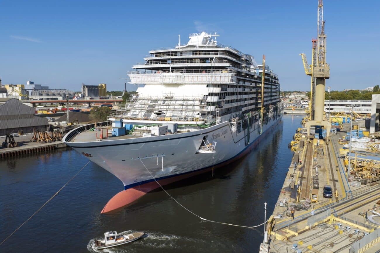 Oceania Sonata Float Out Ceremony 2 1400